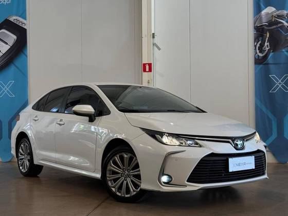 TOYOTA COROLLA 2.0 VVT-IE FLEX XEI DIRECT SHIFT TOYOTA COROLLA 2.0 VVT-IE FLEX XEI DIRECT SHIFT